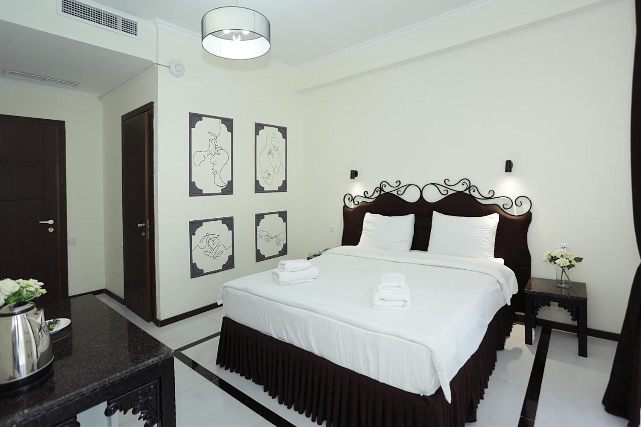 The One Boutique Hotel Tbilisi ภายนอก รูปภาพ