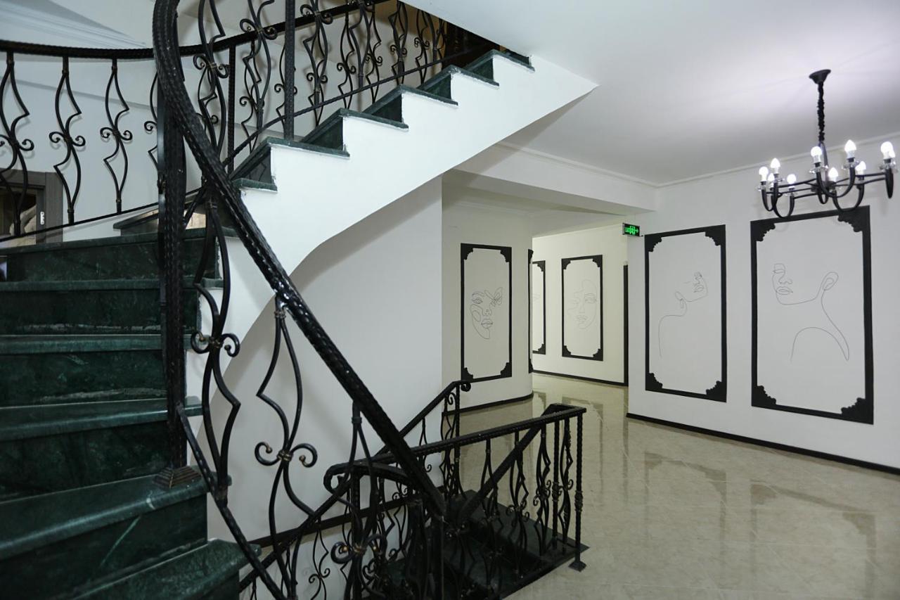 The One Boutique Hotel Tbilisi ภายนอก รูปภาพ