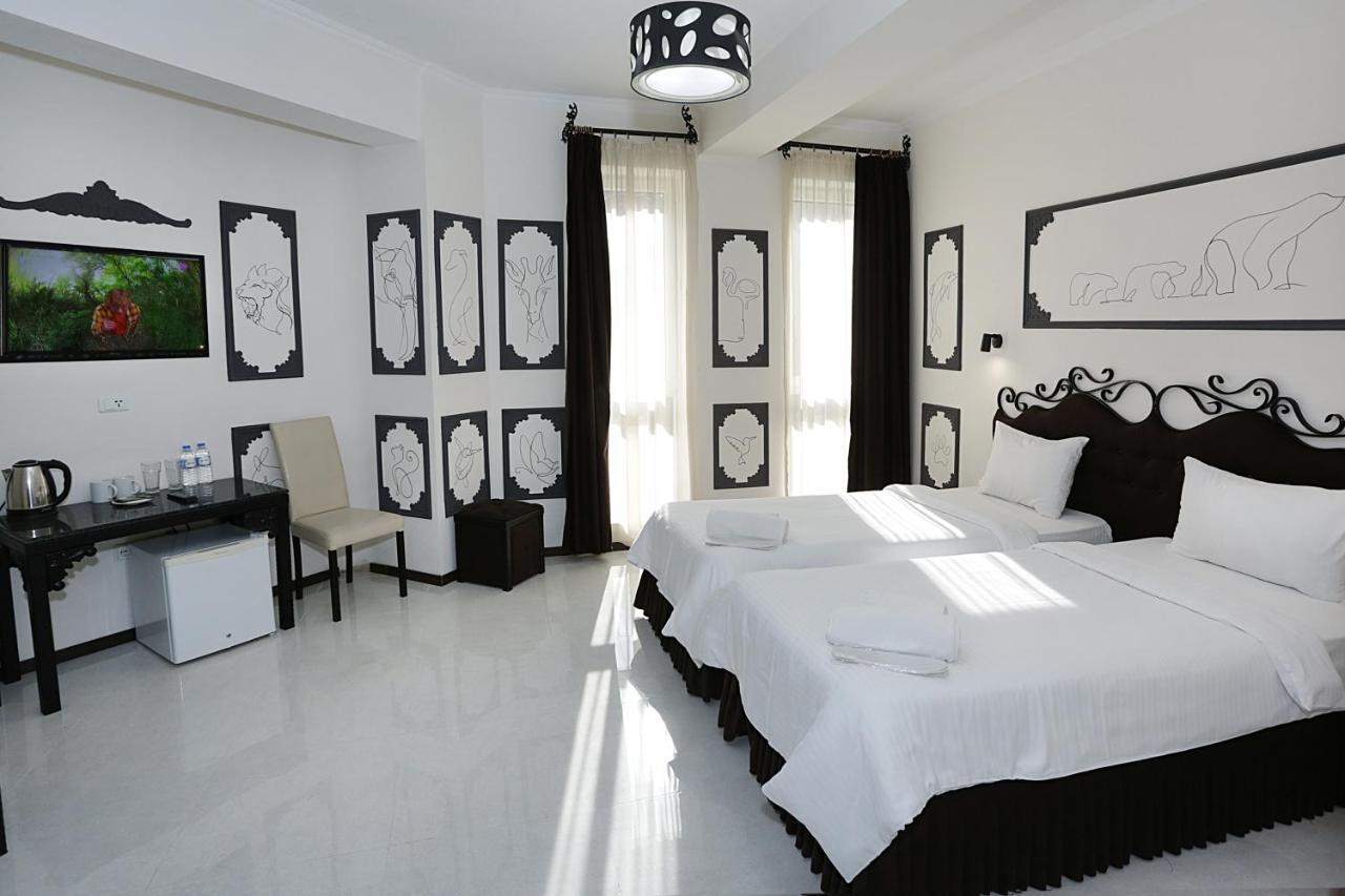 The One Boutique Hotel Tbilisi ภายนอก รูปภาพ