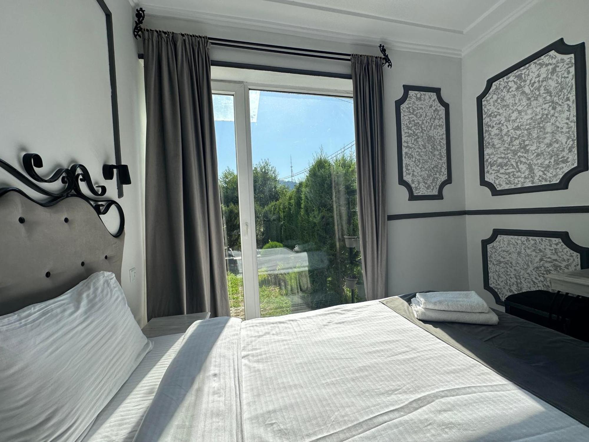 The One Boutique Hotel Tbilisi ภายนอก รูปภาพ