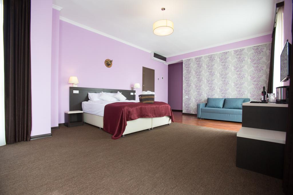 The One Boutique Hotel Tbilisi ภายนอก รูปภาพ