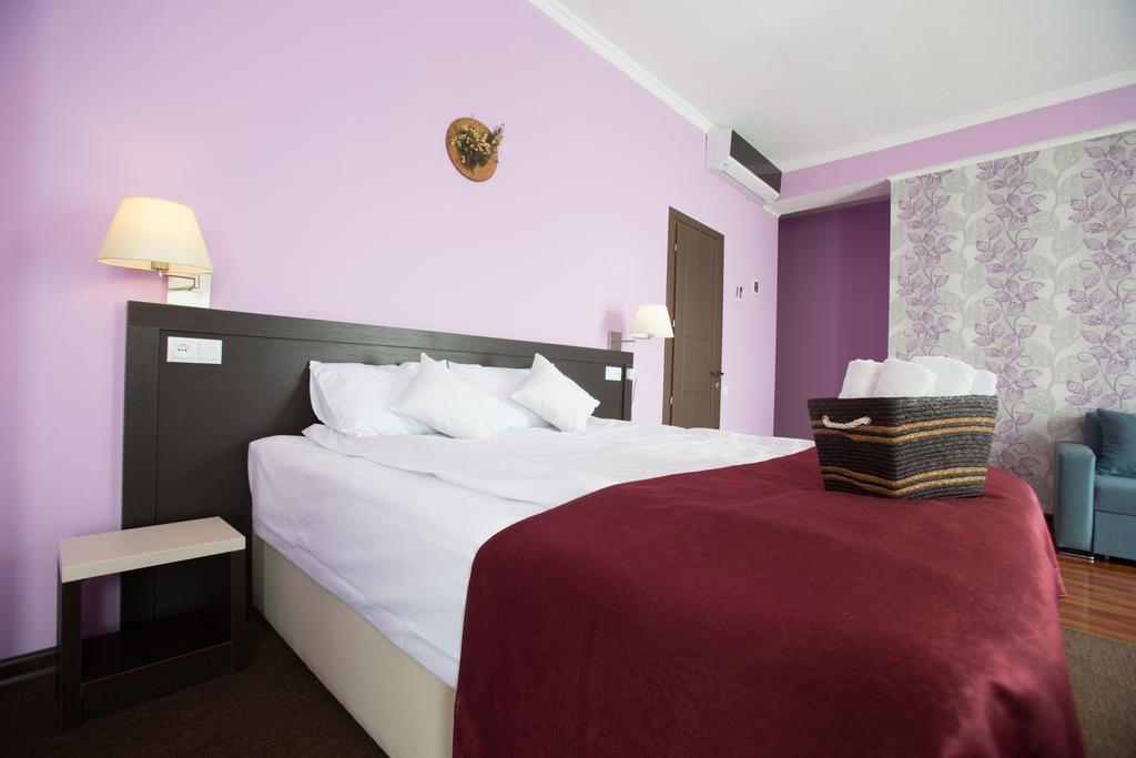 The One Boutique Hotel Tbilisi ภายนอก รูปภาพ