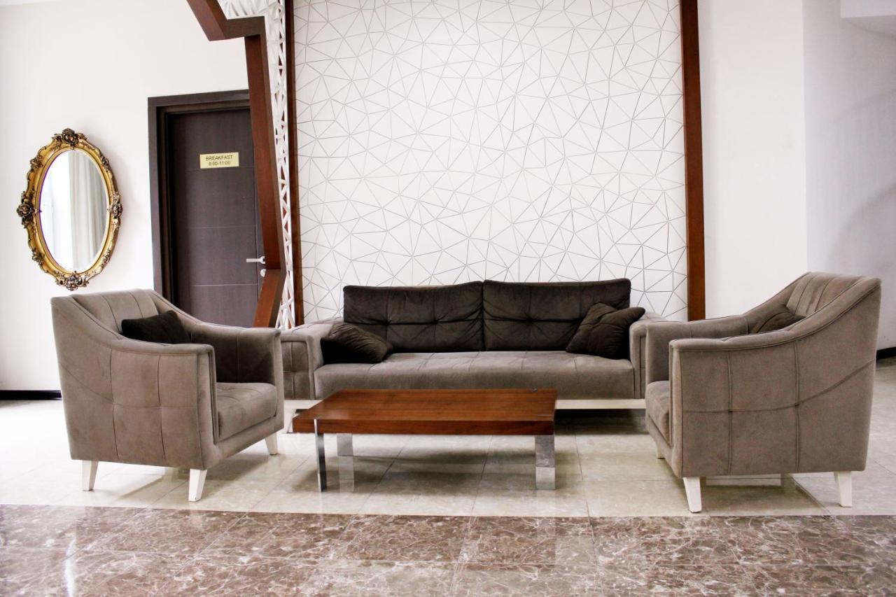 The One Boutique Hotel Tbilisi ภายนอก รูปภาพ
