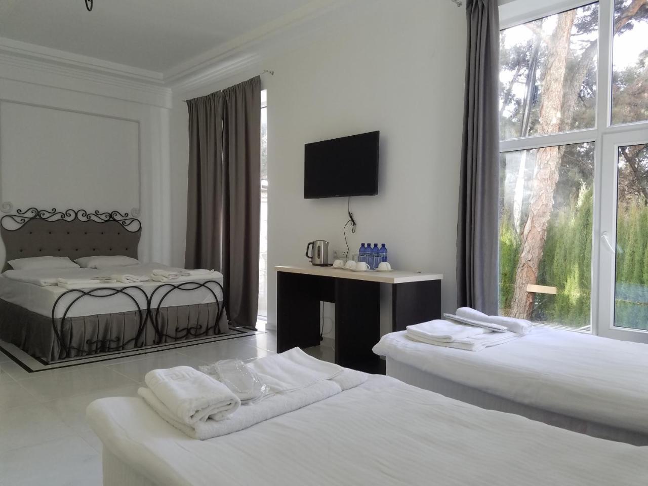 The One Boutique Hotel Tbilisi ภายนอก รูปภาพ